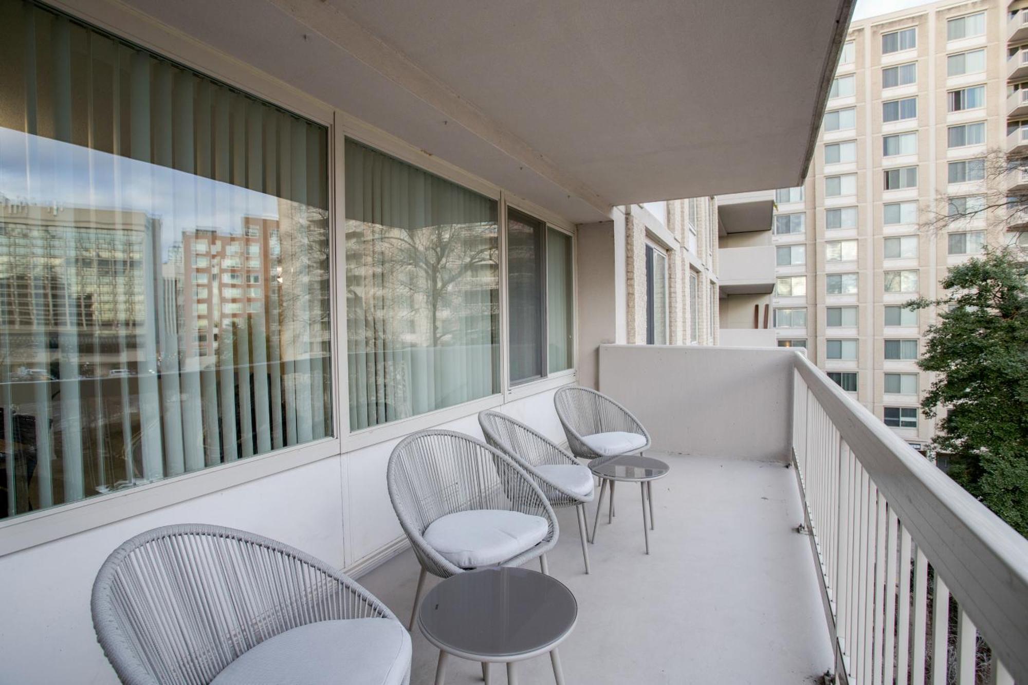 Sensational Condominium @Crystal City 阿林顿 外观 照片