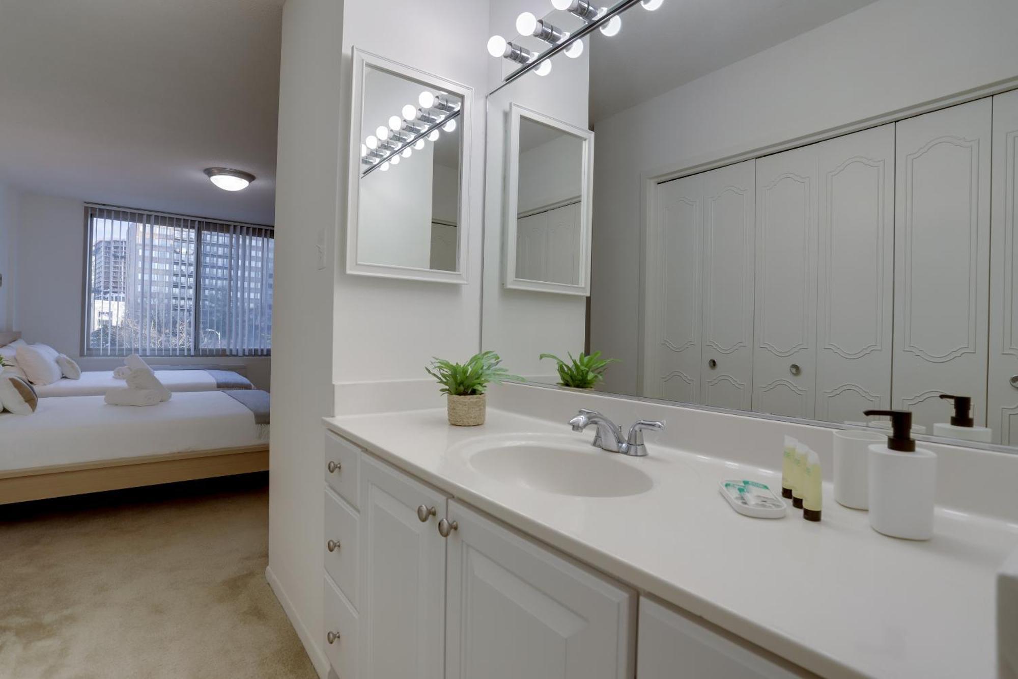 Sensational Condominium @Crystal City 阿林顿 外观 照片